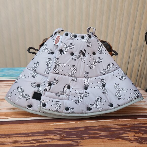 Poochies Sprouts Dog Cone Collar Surgery Medical Recovery Sz Small - Picture 1 of 4